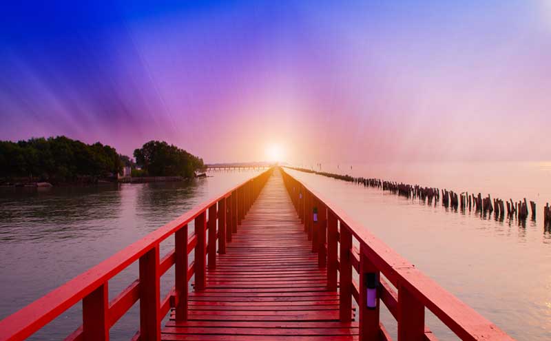 สะพานแดง จุดชมวิวปลาโลมา - รูปที่ 1